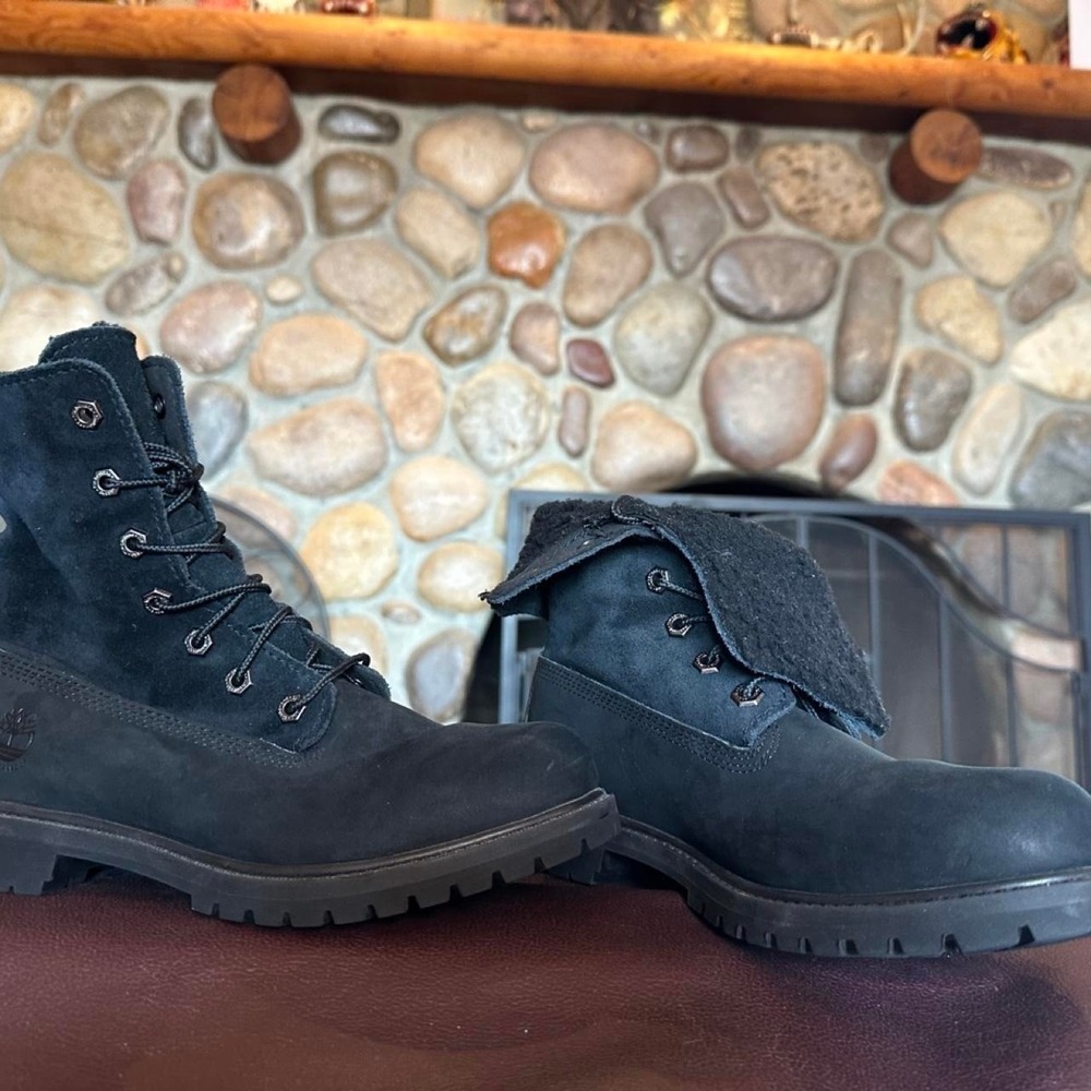 Timberland black suede boots size US 7.5 anti fatigue arch support